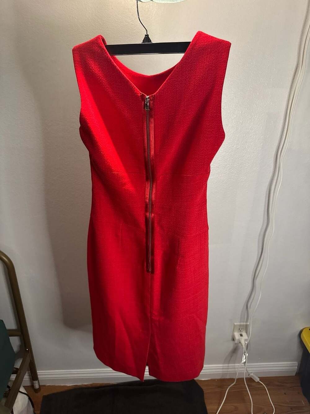 Dolce & Gabbana Red Textured Virgin Wool Sleeveless Sheath Dress Size 40 - Picture 2 of 4